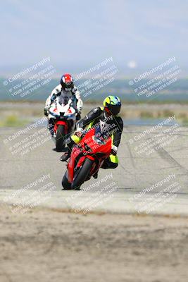 media/May-25-2025-Lets Ride (Sun) [[0ff033e448]]/B Group/1120am (Grapevine)/